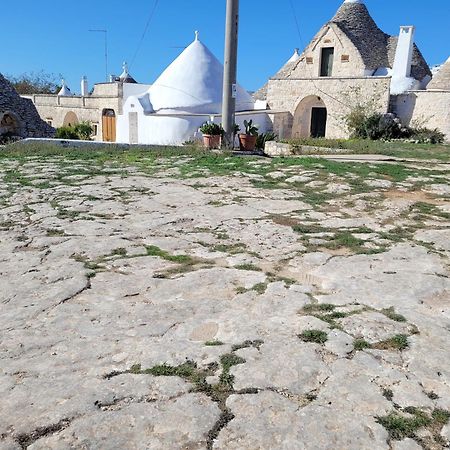 Valle D'Itria Trulli E Alcova Mikael Cisternino Exterior foto