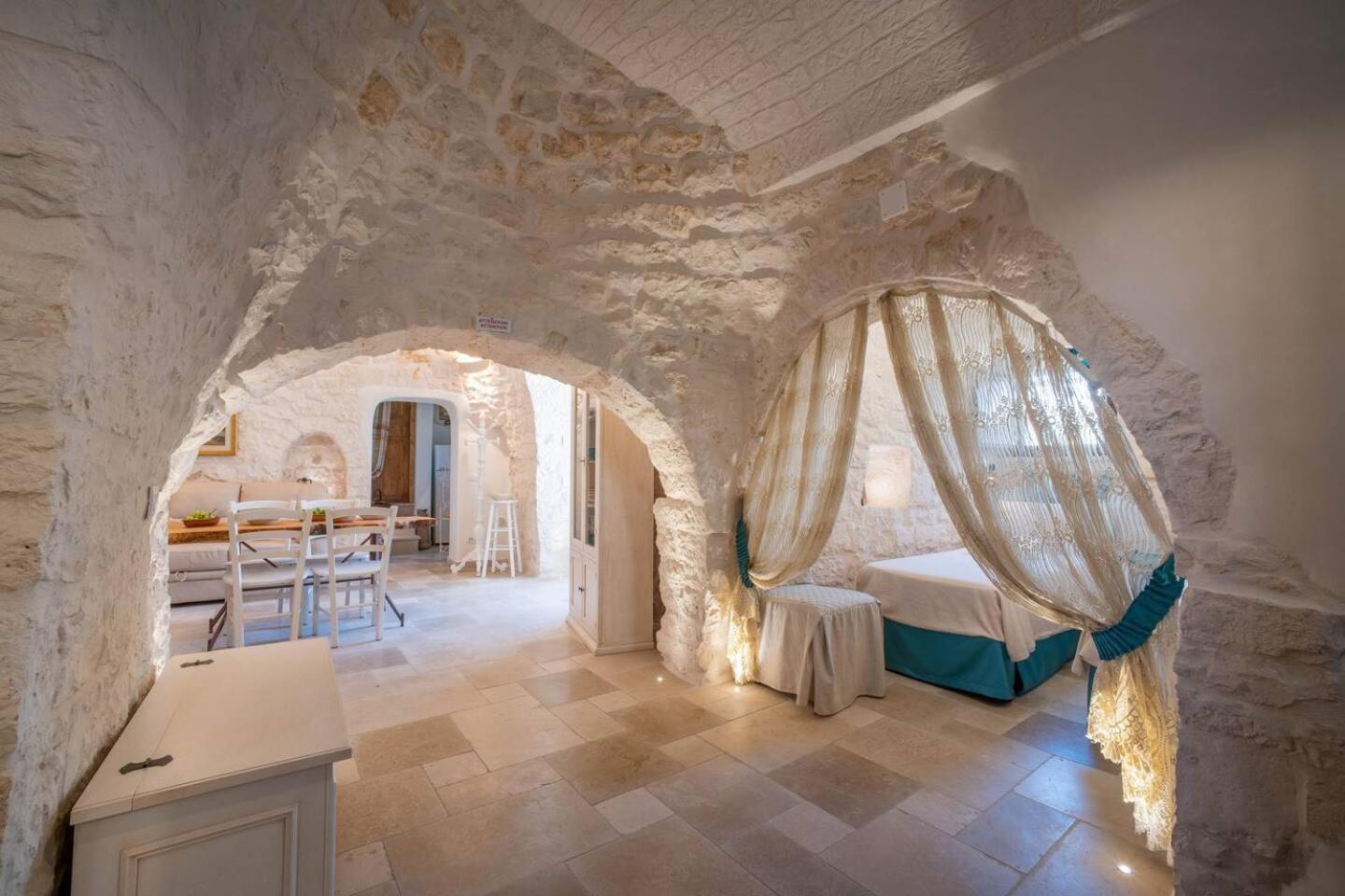 Valle D'Itria Trulli E Alcova Mikael Cisternino Exterior foto