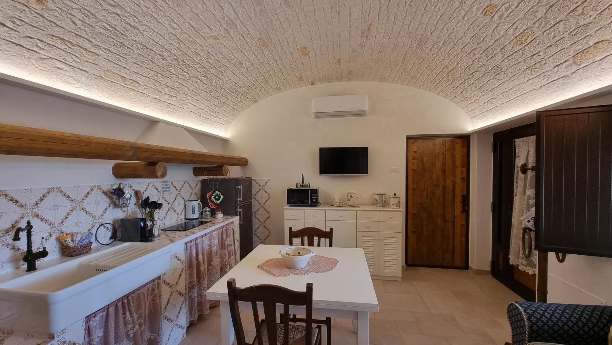 Valle D'Itria Trulli E Alcova Mikael Cisternino Exterior foto