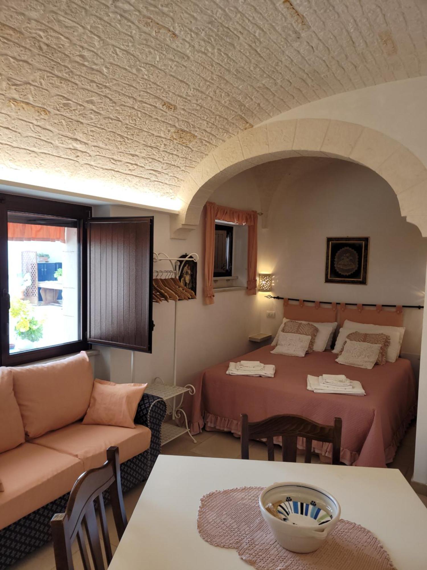 Valle D'Itria Trulli E Alcova Mikael Cisternino Exterior foto